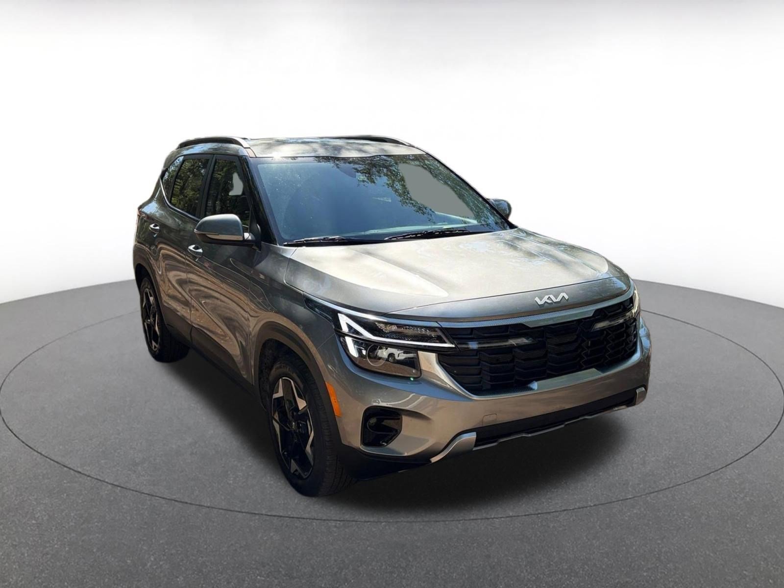 Used 2025 Kia Seltos S