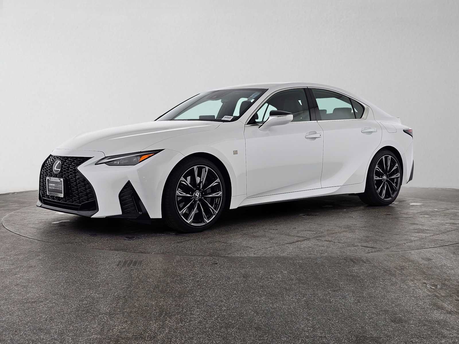 Certified 2025 Lexus IS 300 F Sport RWD image 7