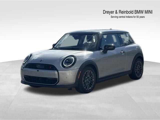 Certified 2025 MINI Cooper S image 9