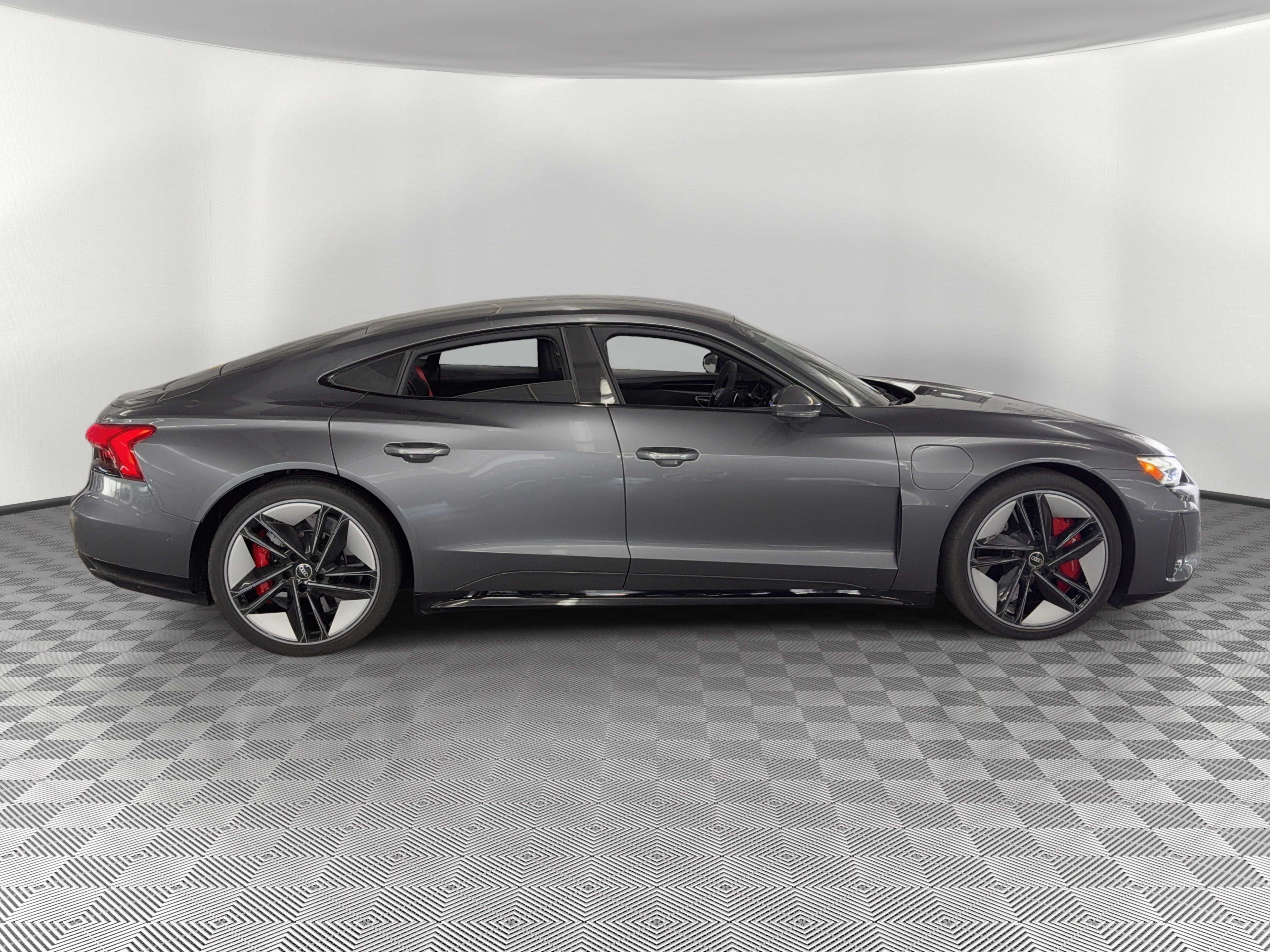 Used 2022 Audi RS e-tron GT w/ Year 1 Package AWD/4WD image 8