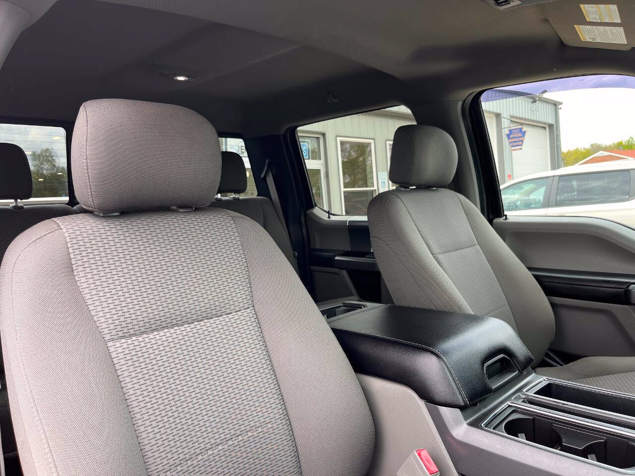 Used 2019 Ford F150 XLT w/ Equipment Group 302A Luxury AWD/4WD image 11