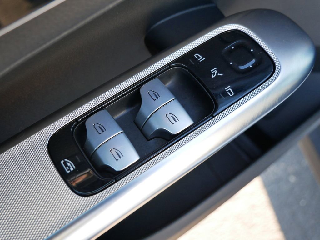 Used 2023 Mercedes-Benz GLC 300 4MATIC image 15