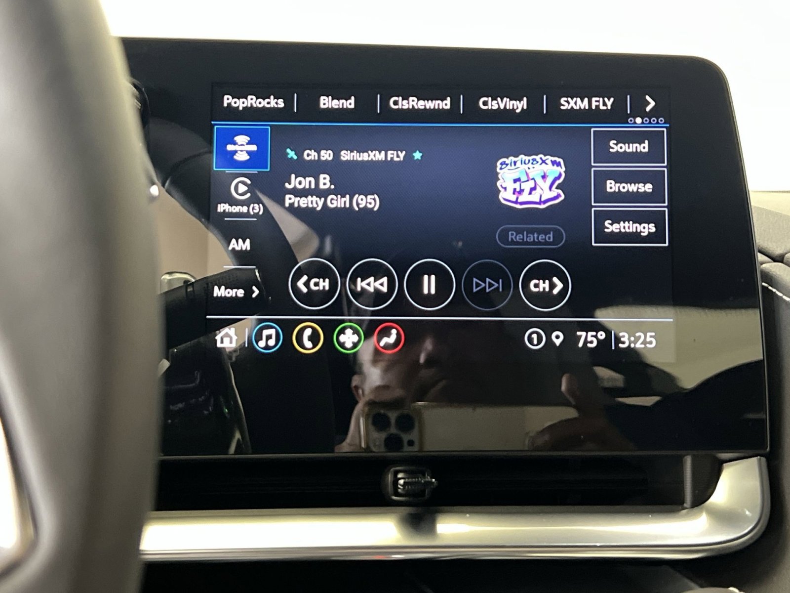 Used 2023 Chevrolet Corvette Stingray Coupe w/ Z51 Performance Package image 17