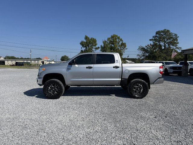 Used 2014 Toyota Tundra SR5 w/ SR5 Upgrade Package AWD/4WD image 3