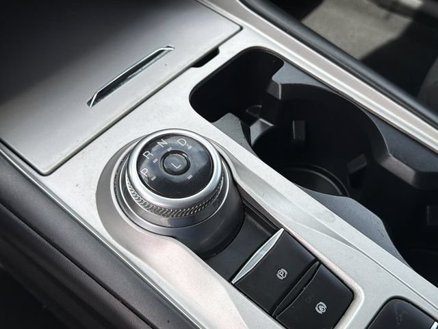Used 2023 Ford Explorer XLT RWD image 31