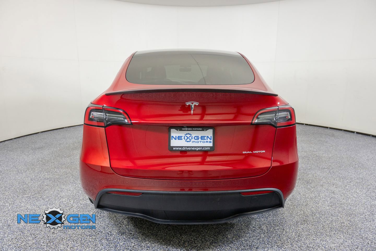 Used 2023 Tesla Model Y Long Range AWD/4WD image 6