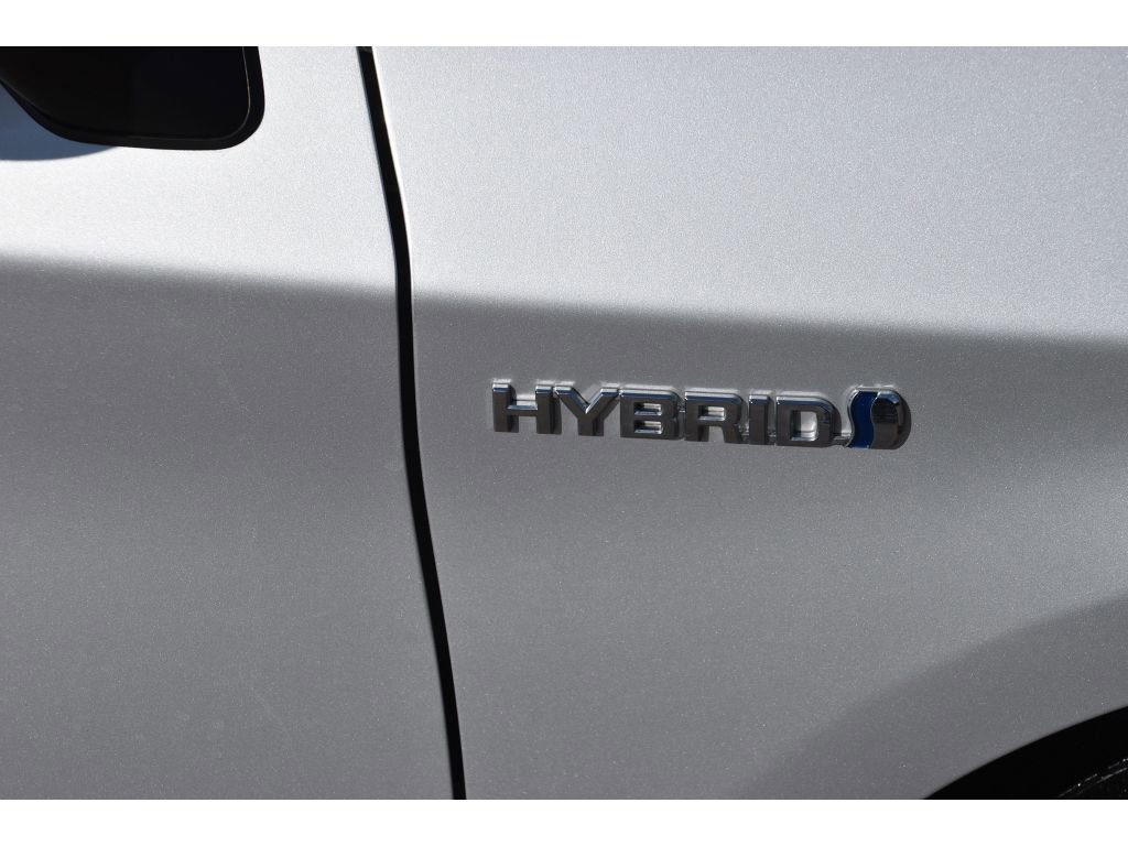 Used 2015 Toyota Prius Four image 28