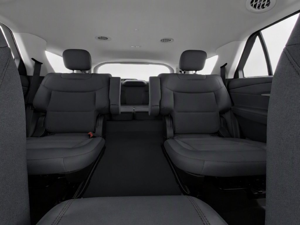 New 2026 Ford Explorer Active RWD image 18