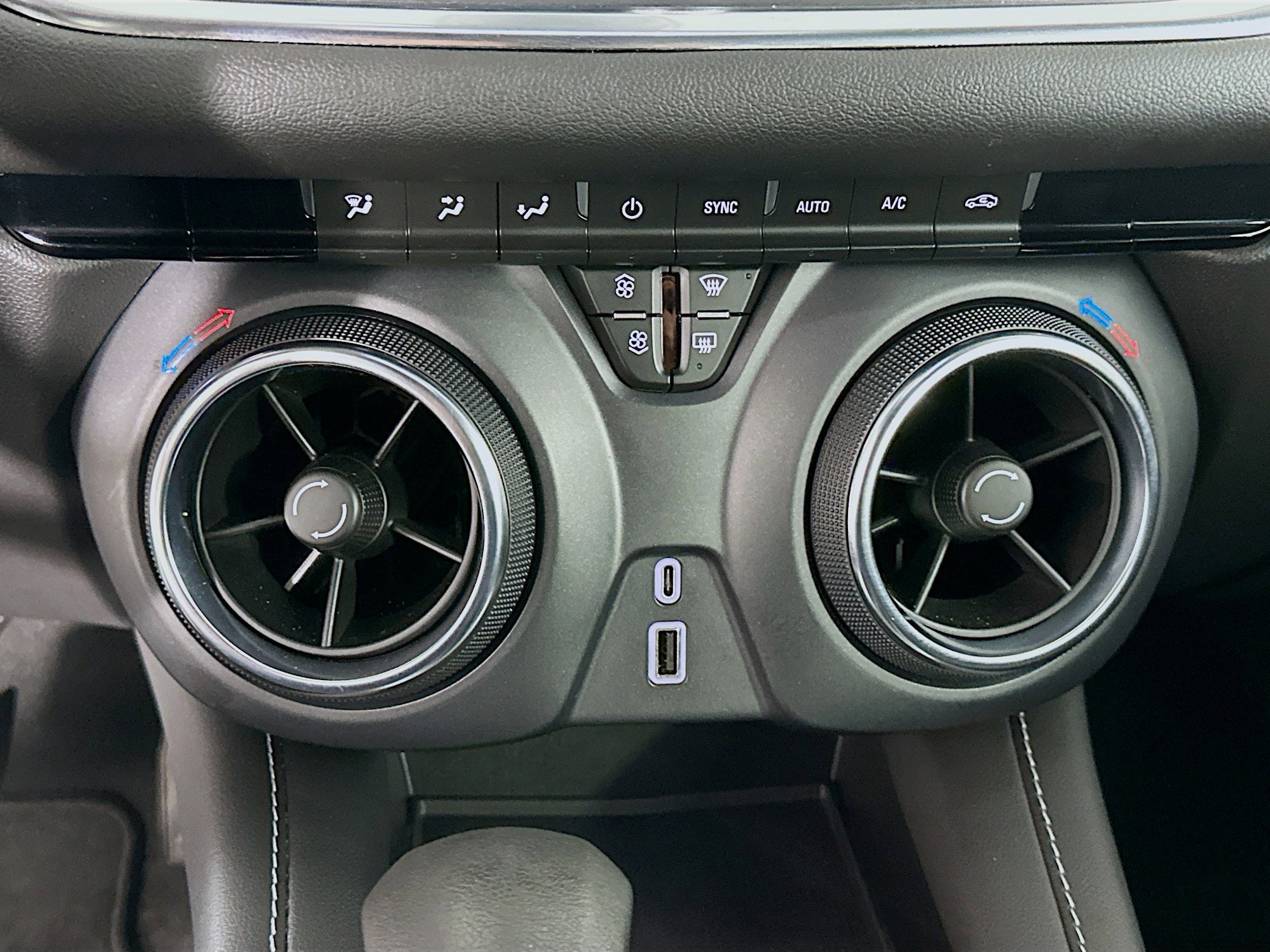 Used 2023 Chevrolet Blazer LT image 22