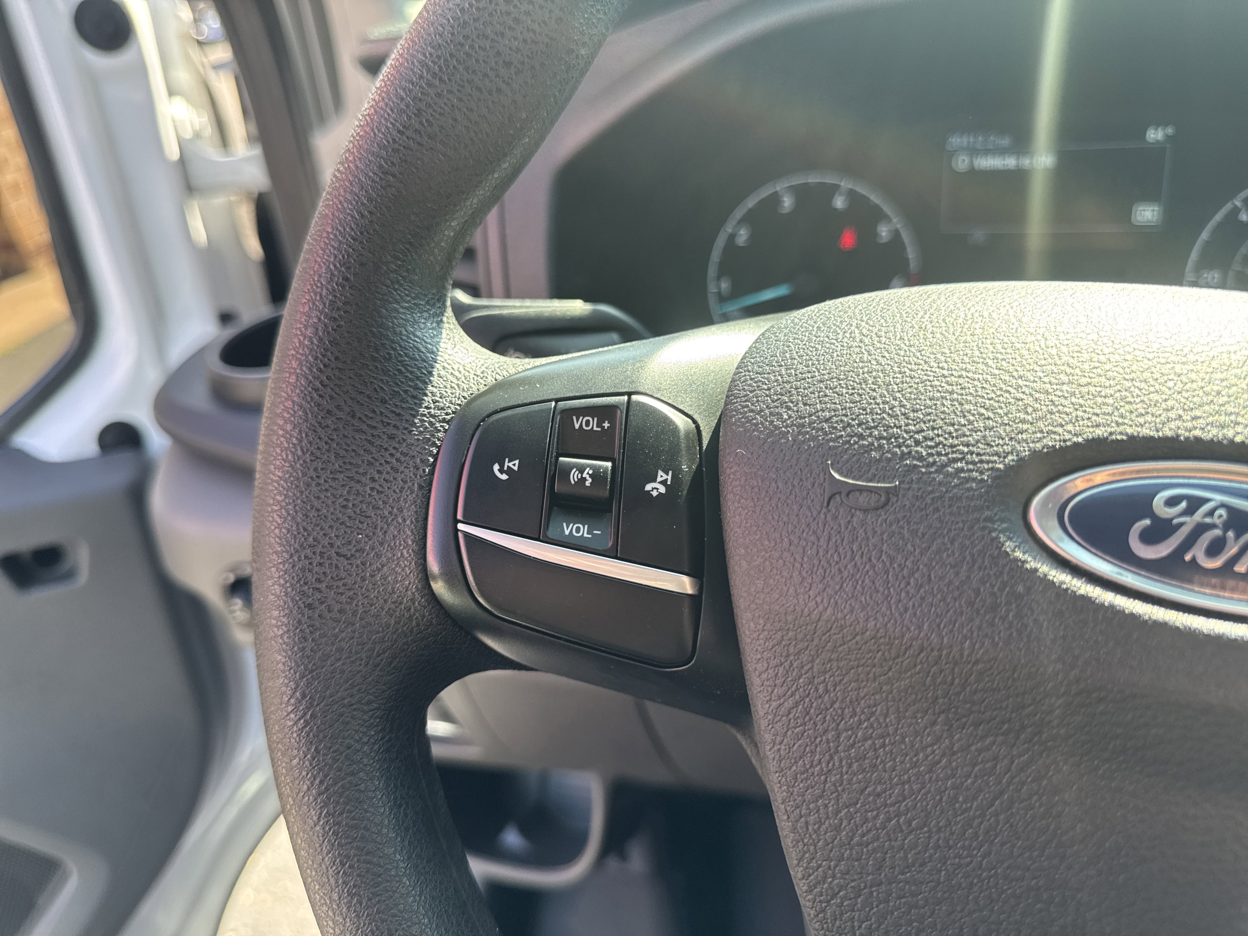 Used 2022 Ford Transit 250 Medium Roof w/ Load Area Protection Package image 17