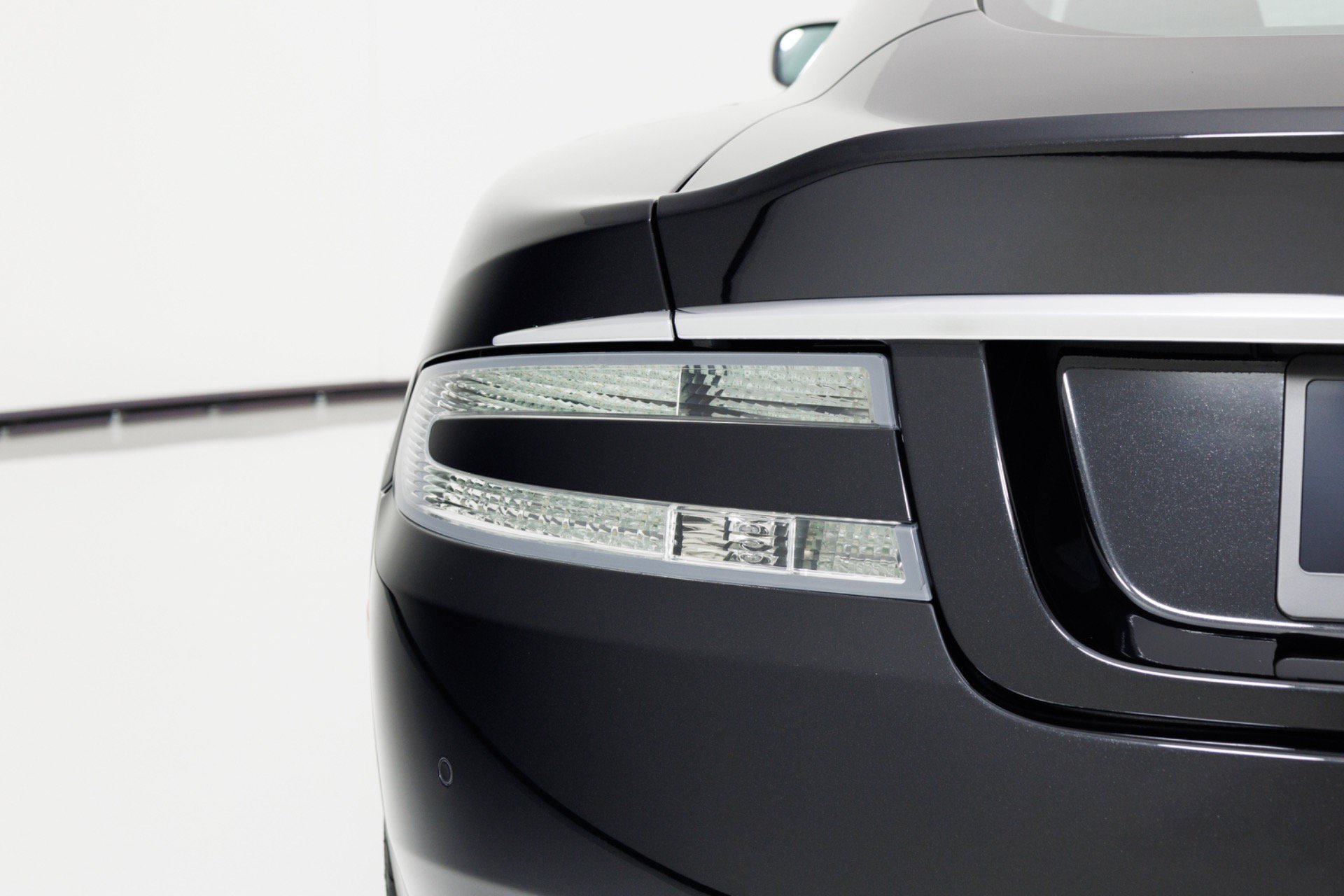 Used 2009 Aston Martin DBS Coupe RWD image 64