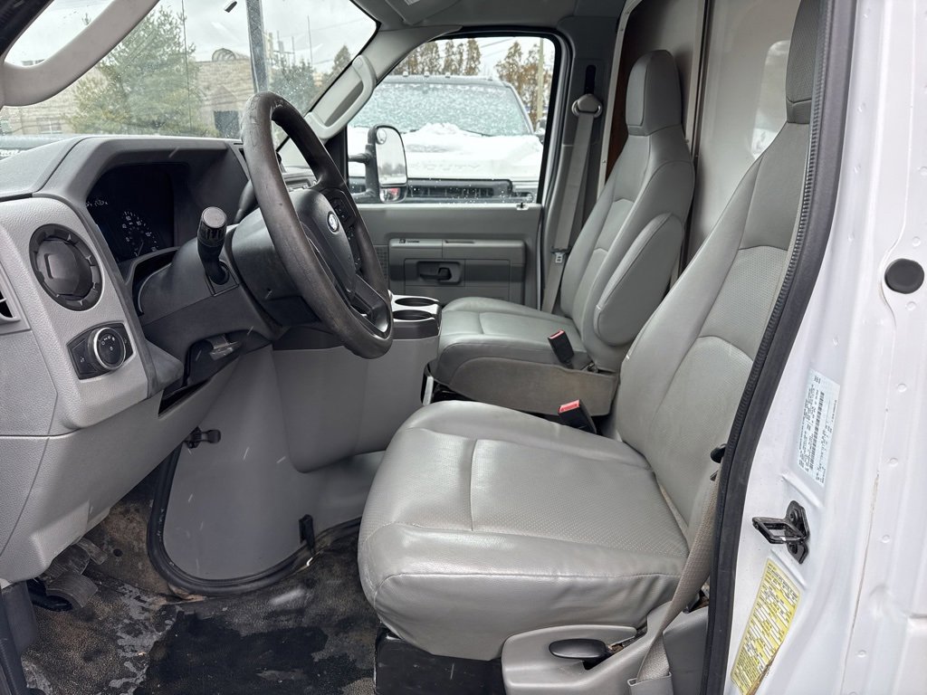 Used 2021 Ford E-350 and Econoline 350 Super Duty w/ Power Windows & Locks Group image 12
