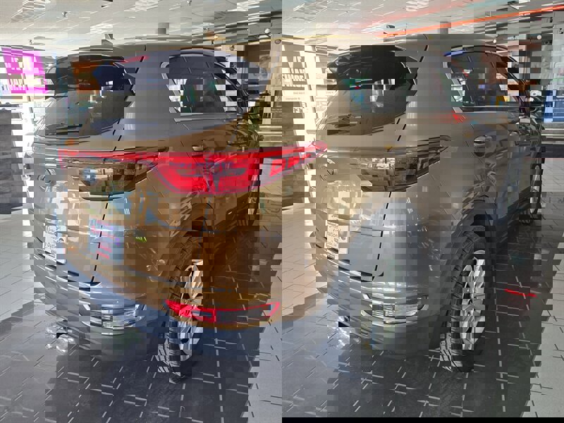 Used 2017 Kia Sportage LX FWD image 4