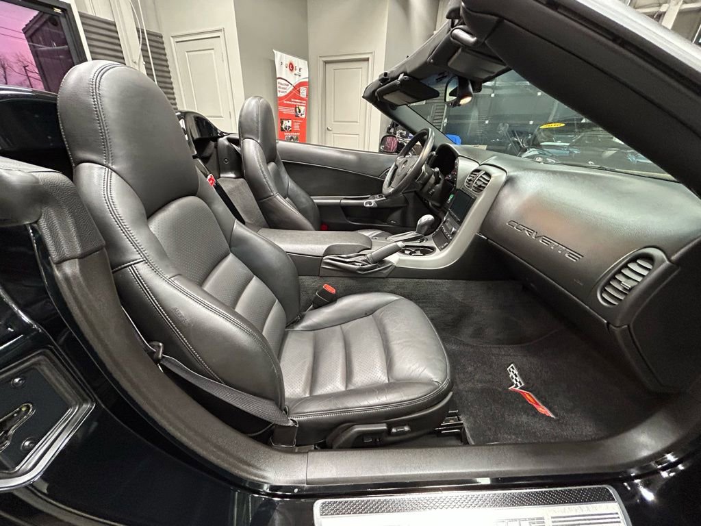 Used 2007 Chevrolet Corvette Convertible w/ Preferred Equipment Group image 35