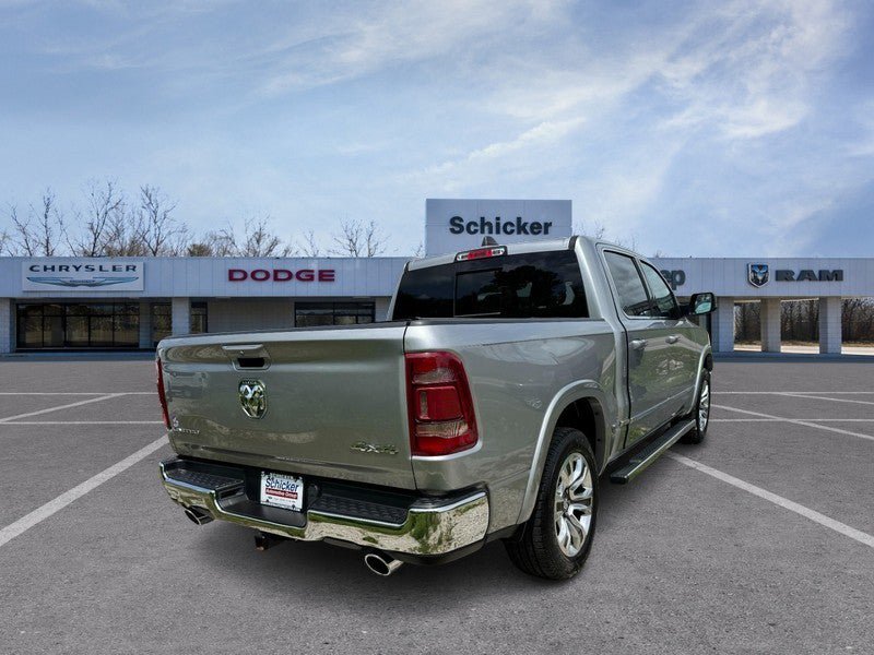 Used 2023 RAM 1500 Limited AWD/4WD image 3
