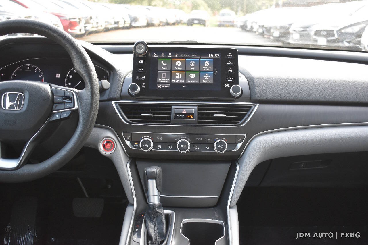 Used 2018 Honda Accord EX image 23