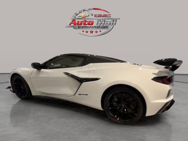 New 2026 Chevrolet Corvette Z06 w/ Z07 Performance Package image 3