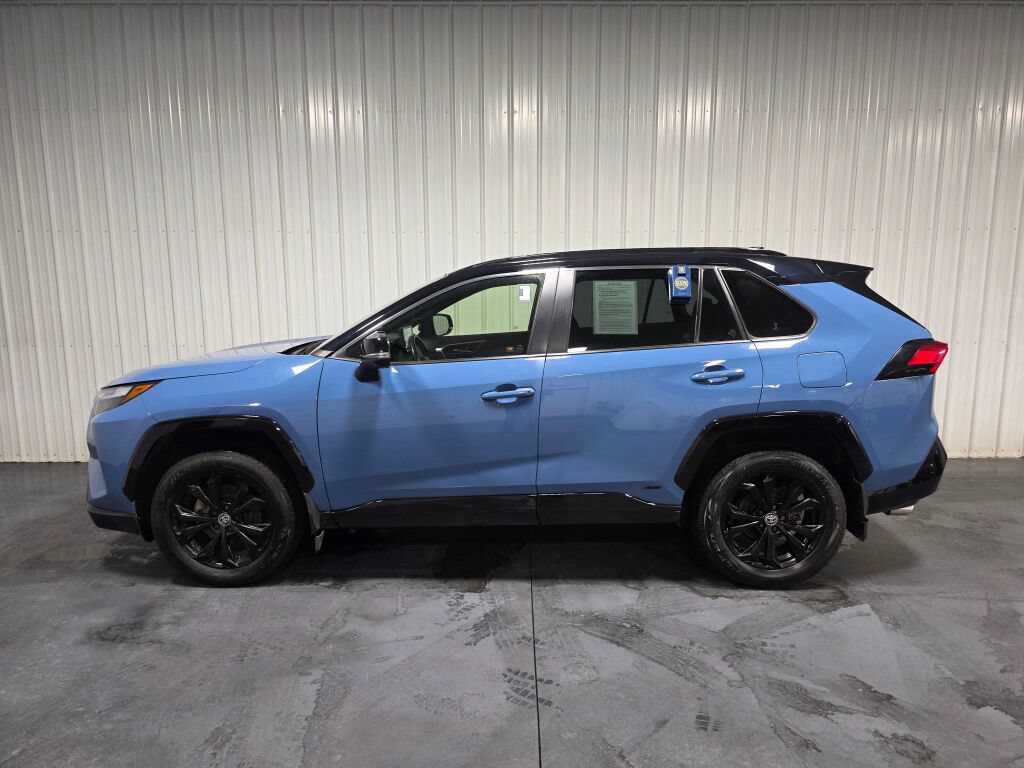 Used 2024 Toyota RAV4 XSE w/ Advanced Technology Package AWD/4WD image 4