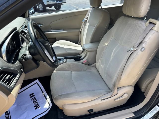 Used 2014 Chrysler 200 Touring FWD image 12