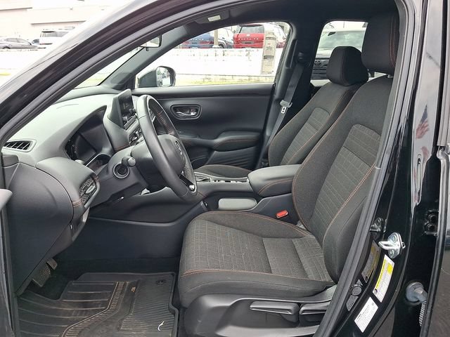 Used 2023 Honda HR-V Sport image 9