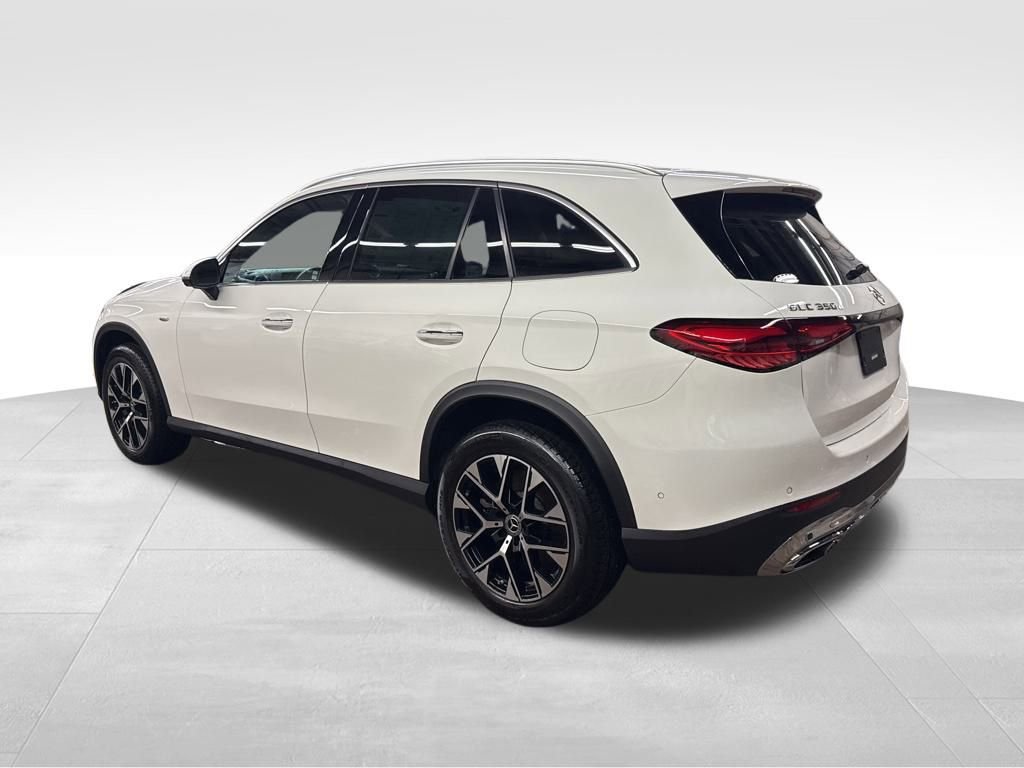 Used 2025 Mercedes-Benz GLC 350e image 3