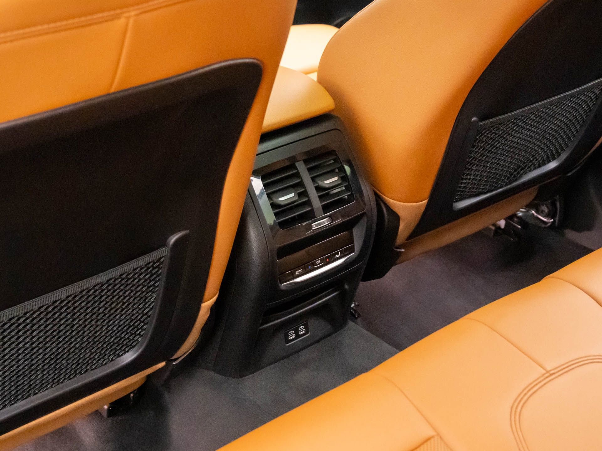 Used 2022 BMW X4 xDrive30i w/ Premium Package image 17