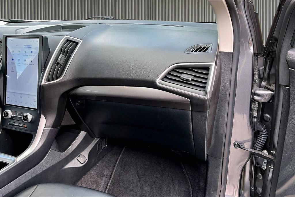 Used 2023 Ford Edge SEL AWD/4WD image 18