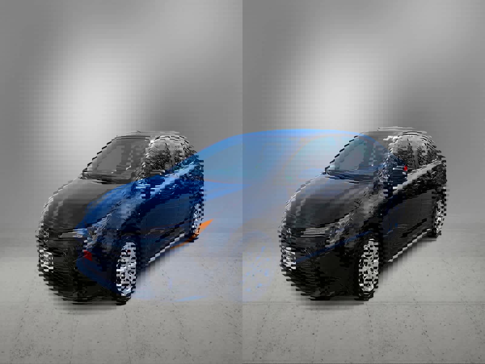 Used 2025 Toyota Corolla LE image 4