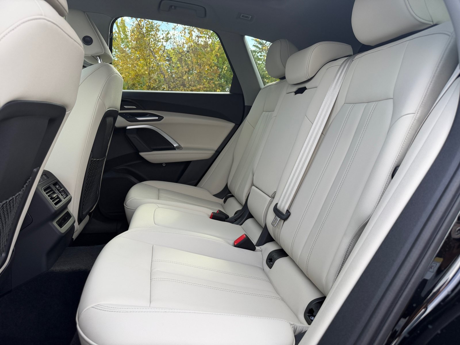 Used 2025 Audi Q5 Premium Plus w/ Premium Plus AWD/4WD image 16