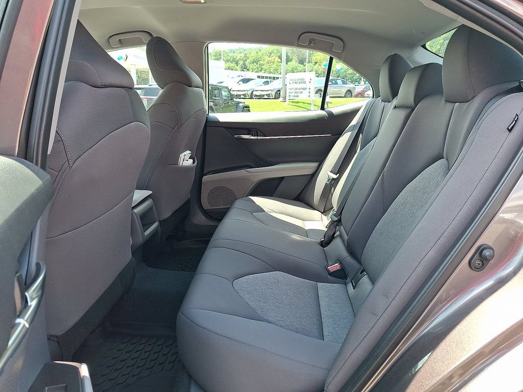 Used 2024 Toyota Camry LE FWD image 11