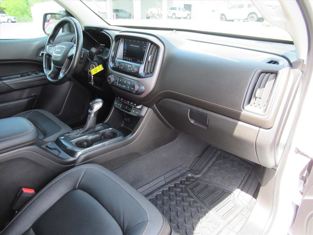 Used 2022 GMC Canyon AT4 image 11