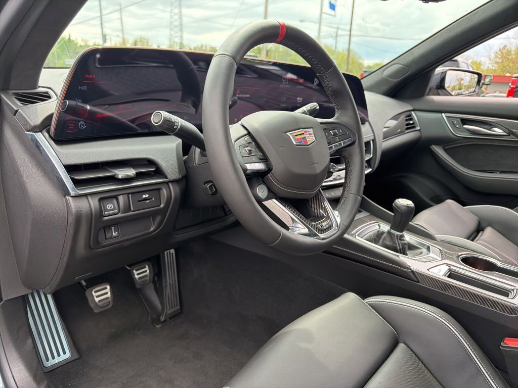 Used 2025 Cadillac CT5 V Blackwing w/ Parking Package RWD image 7