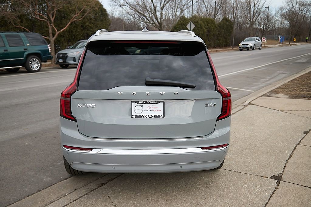 New 2026 Volvo XC90 B6 Plus w/ Protection Package image 8