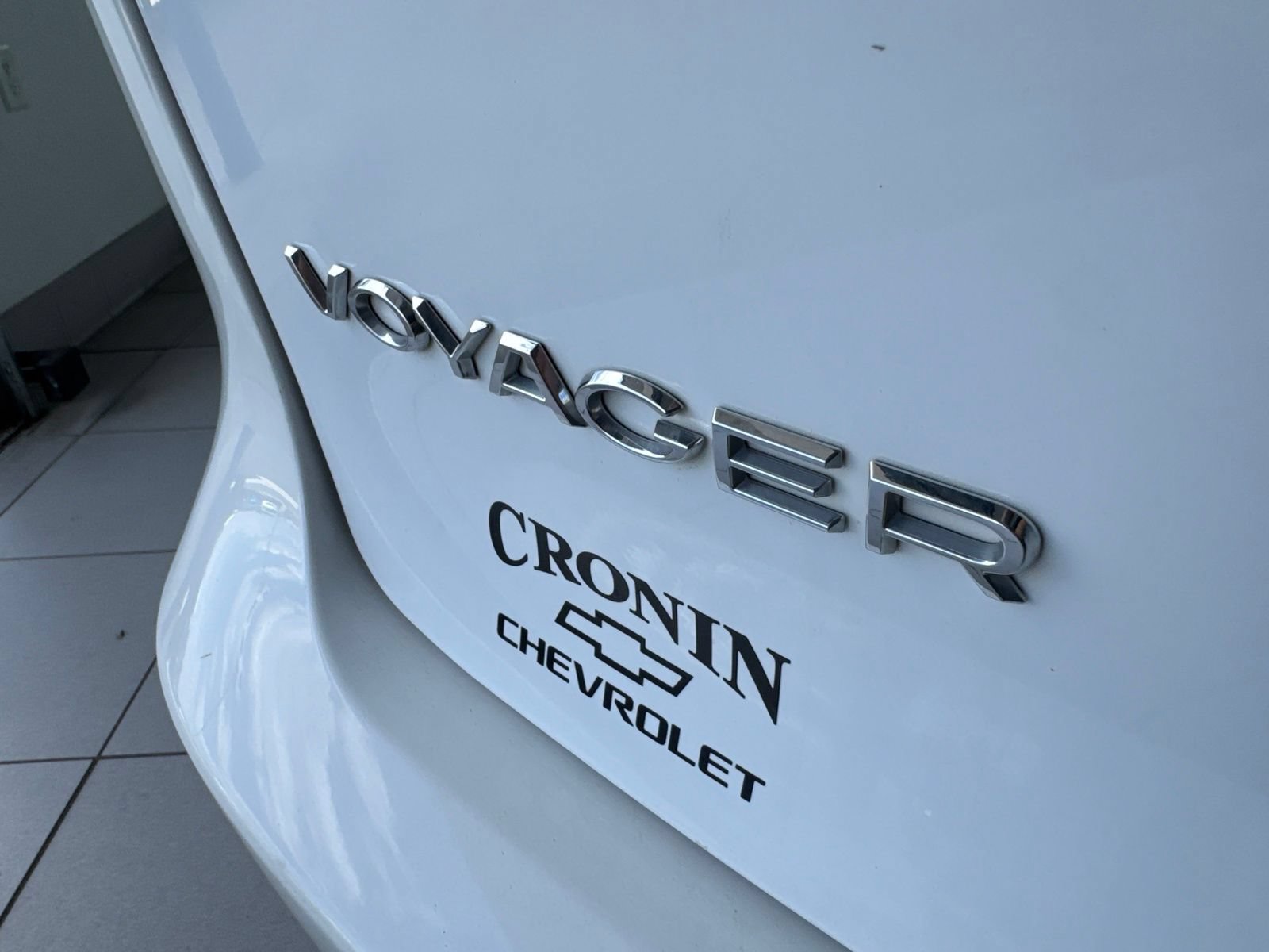 Used 2023 Chrysler Voyager LX FWD image 10