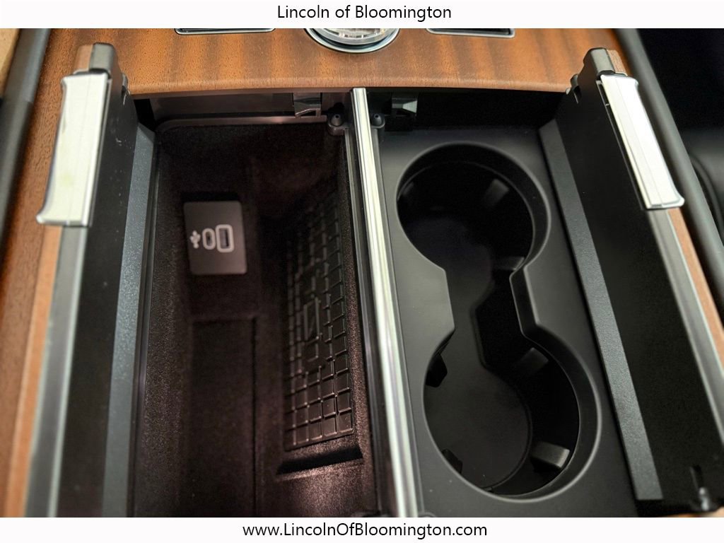 New 2025 Lincoln Navigator L Black Label image 78