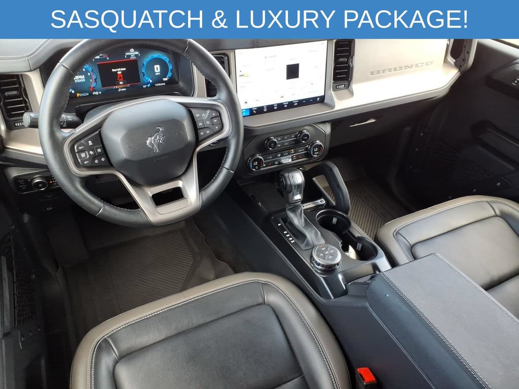 Used 2025 Ford Bronco Outer Banks w/ Sasquatch Package AWD/4WD image 7