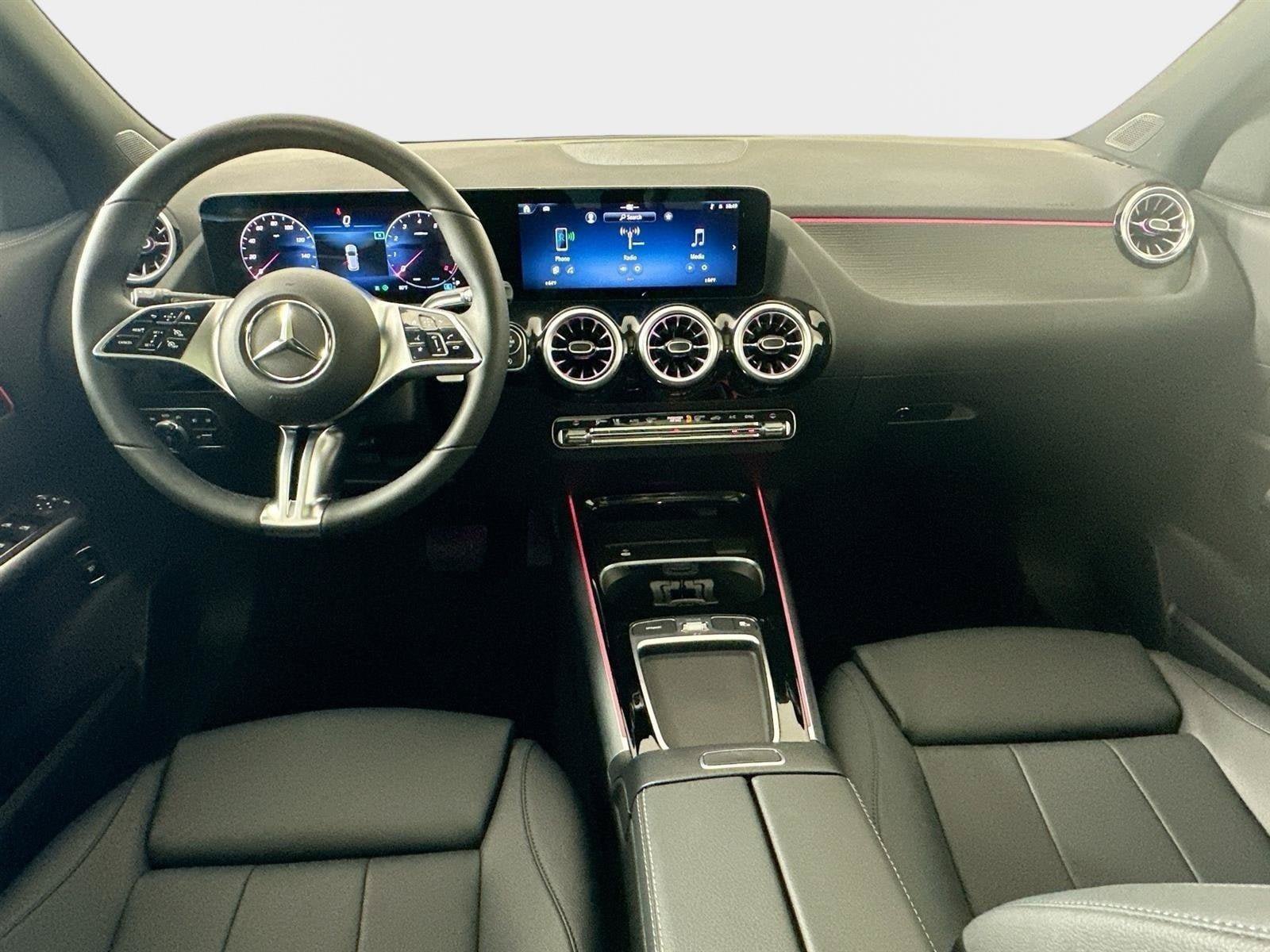 Certified 2026 Mercedes-Benz GLA 250 4MATIC image 28