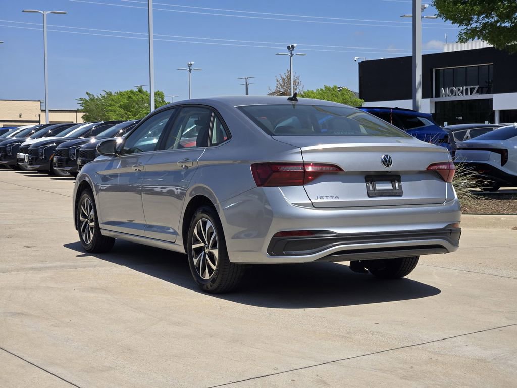 Used 2024 Volkswagen Jetta S image 3