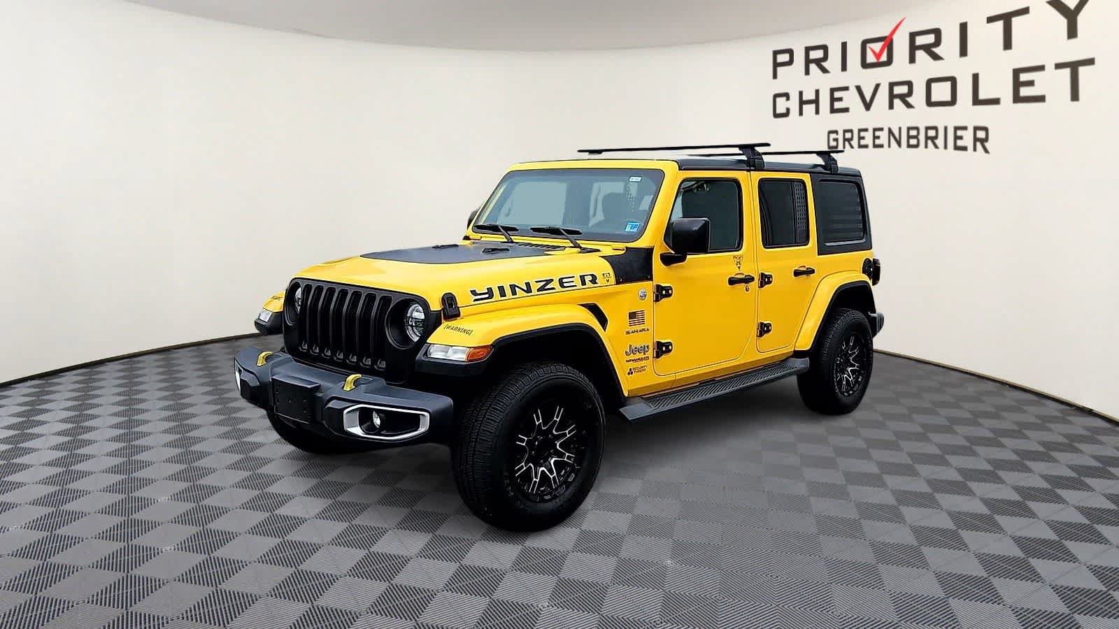 Used 2018 Jeep Wrangler Unlimited Sahara AWD/4WD image 4