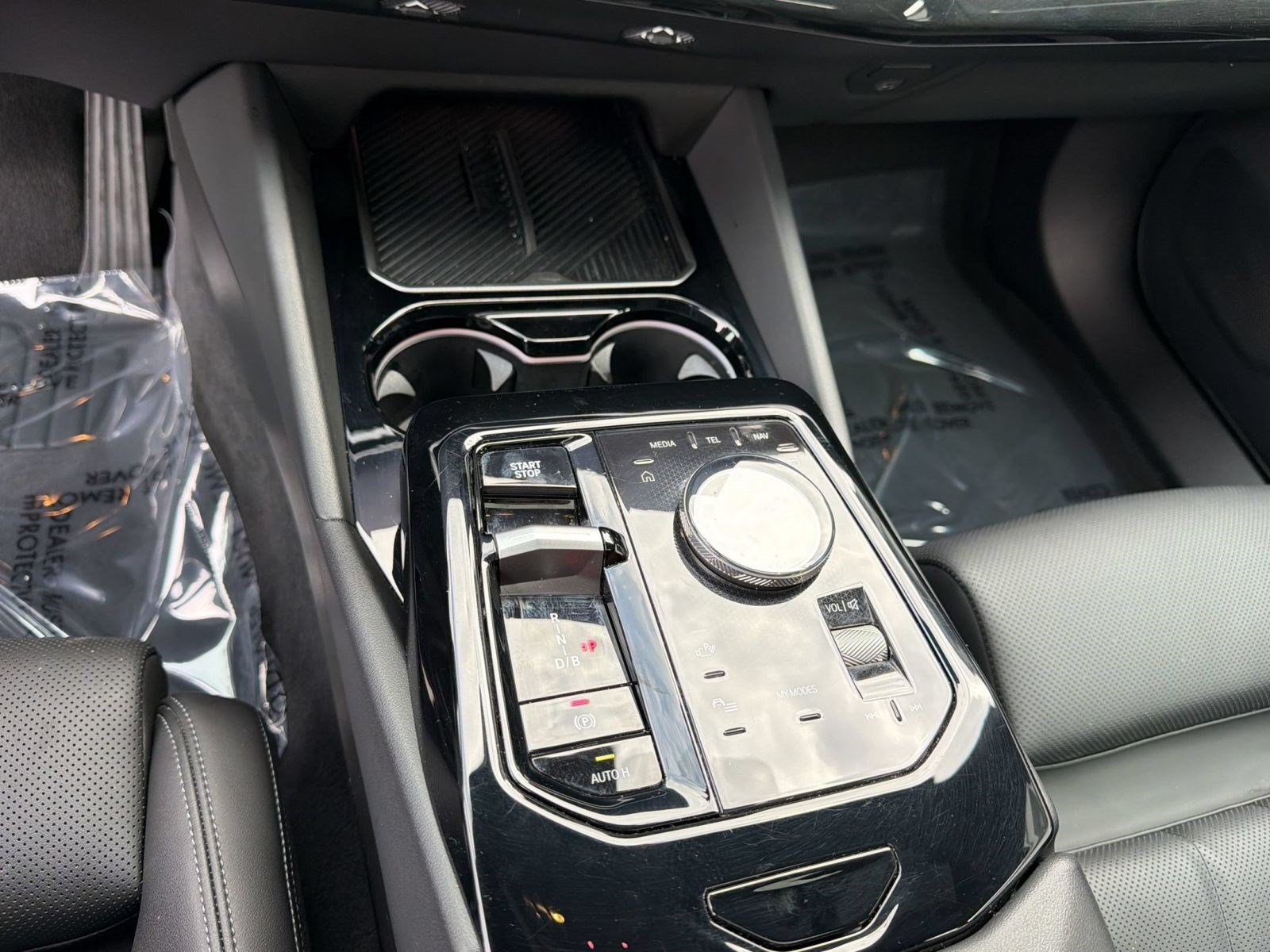 Certified 2024 BMW i5 eDrive40i w/ Premium Package RWD image 21