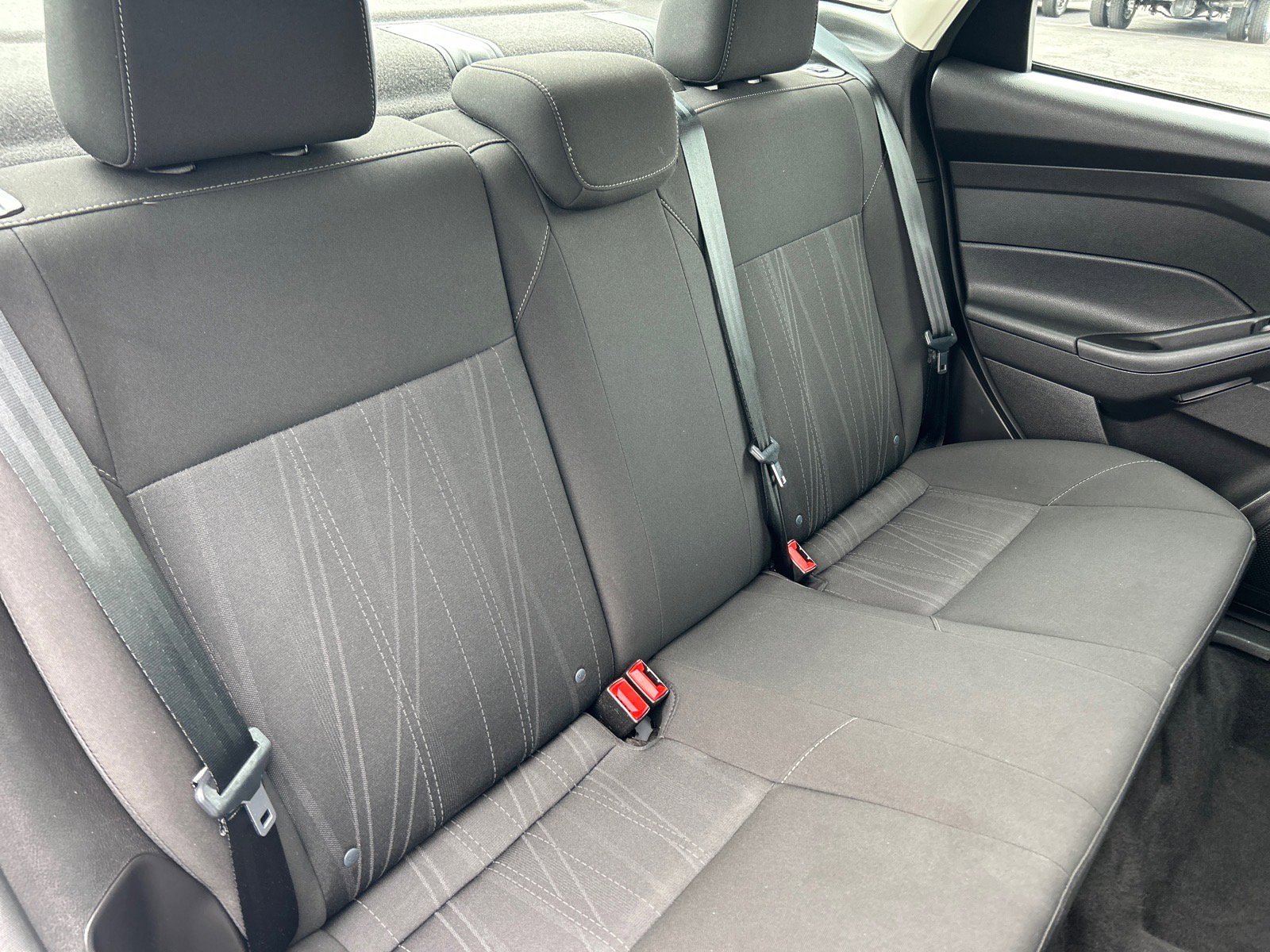 Certified 2018 Ford Focus SE image 17
