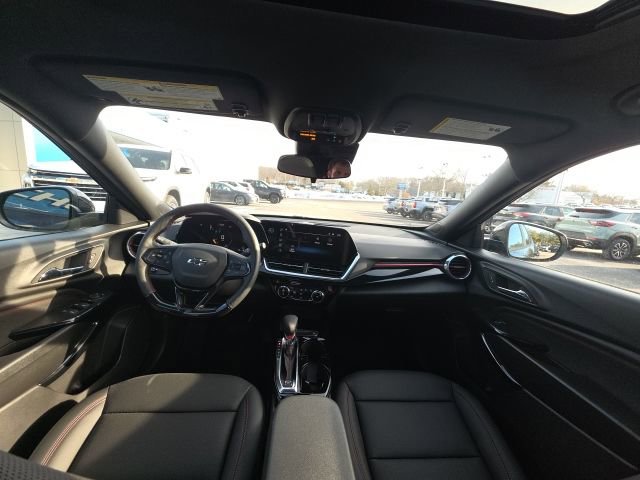 New 2026 Chevrolet Trax RS w/ Sunroof Package image 11