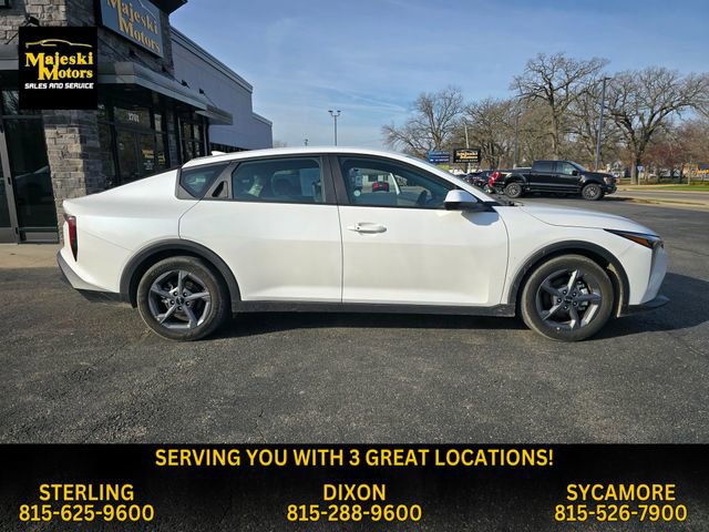 Used 2025 Kia K4 LXS image 15