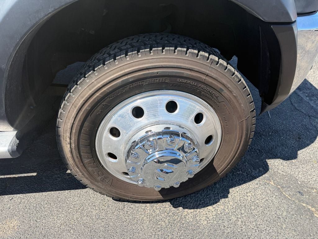 Used 2017 RAM 5500 Laramie AWD/4WD image 11