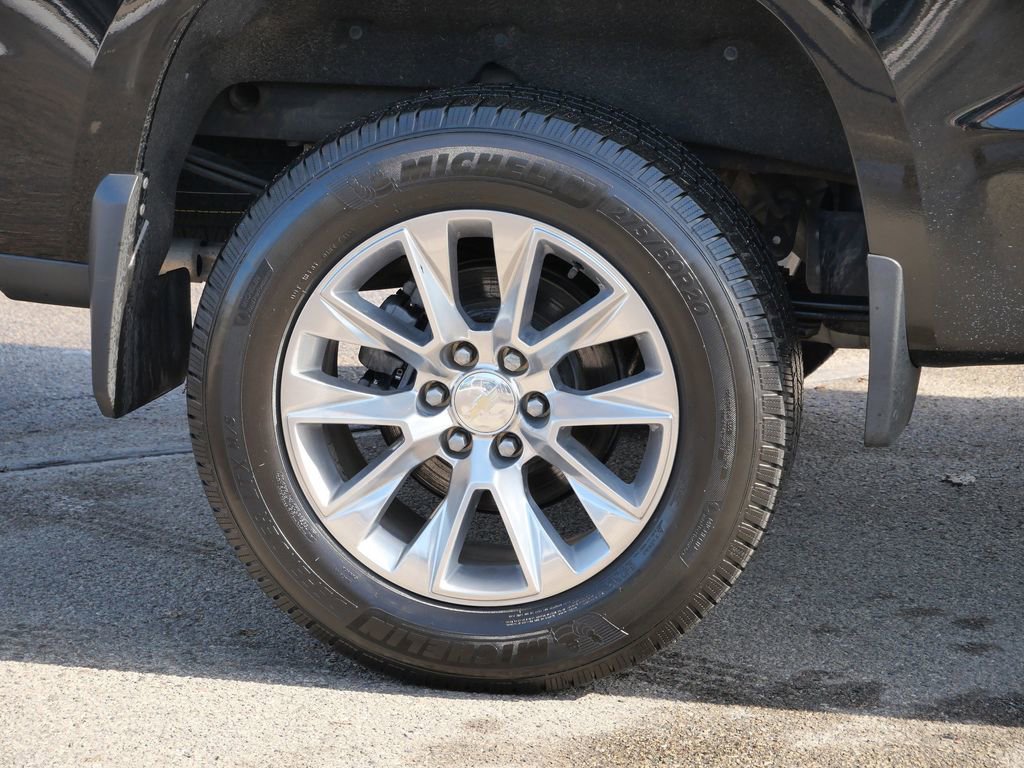 Used 2020 Chevrolet Silverado 1500 LTZ w/ LTZ Premium Package image 12