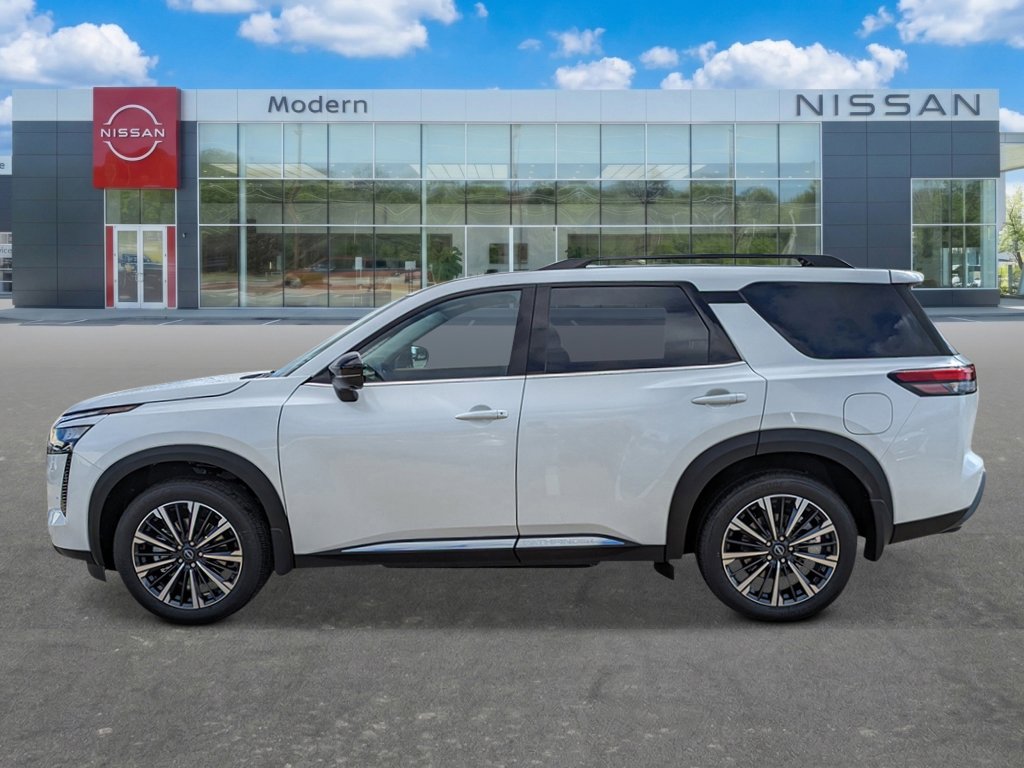 New 2026 Nissan Pathfinder Platinum image 2