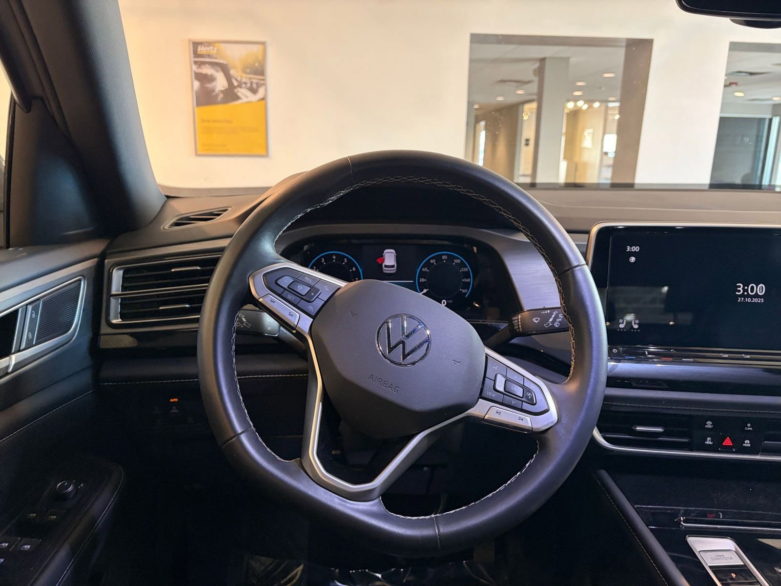 Used 2025 Volkswagen Atlas Cross Sport SE image 34