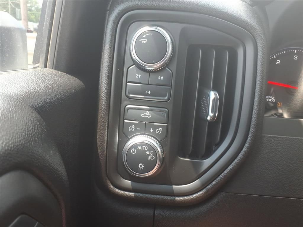 Used 2025 GMC Sierra 2500 Pro AWD/4WD image 25