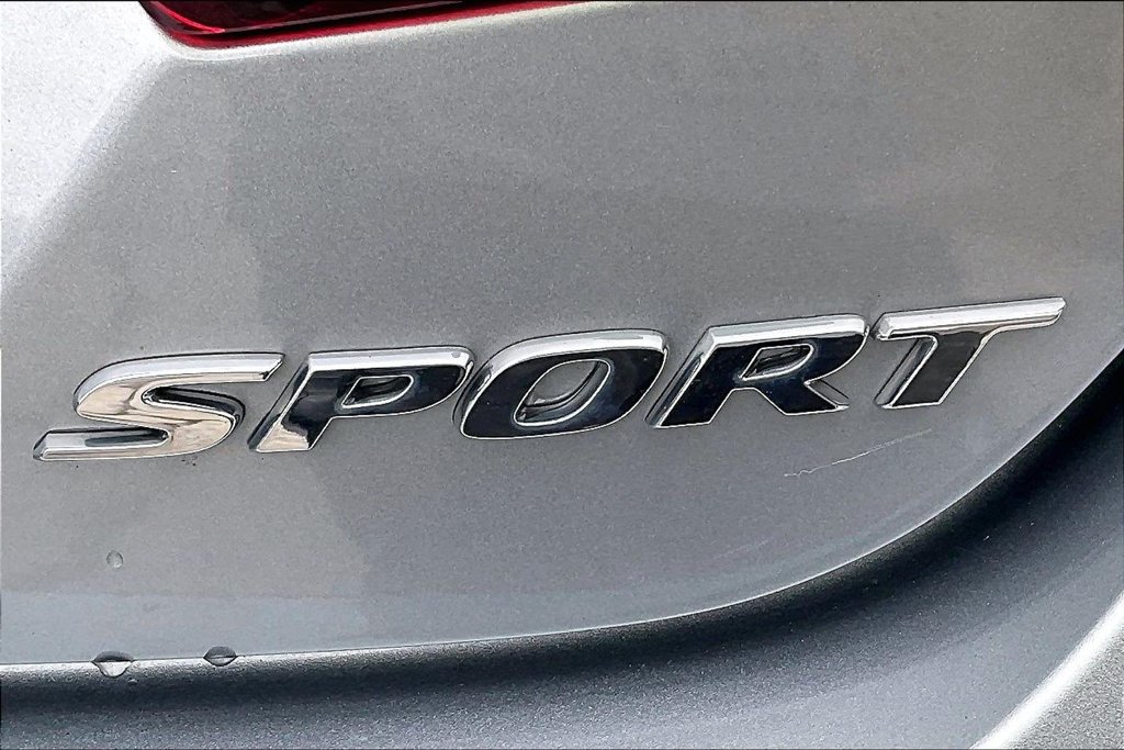 Used 2021 Honda Accord Sport image 8