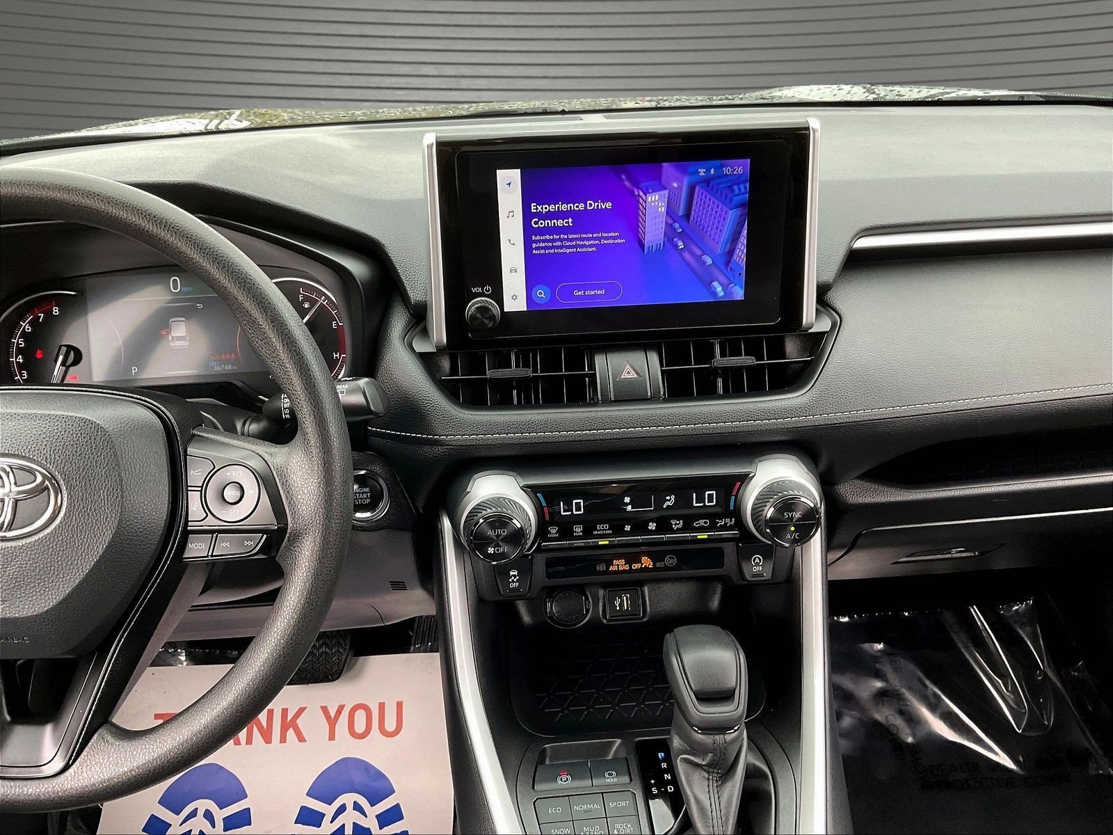 Used 2025 Toyota RAV4 XLE AWD/4WD image 11
